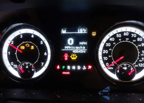 2024 Ram 1500 Classic Slt 4X4 6'4 Box из США, поврежденный, VIN 1C6RR7GG9RS149105